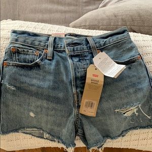 Levi’s Wedgie Short